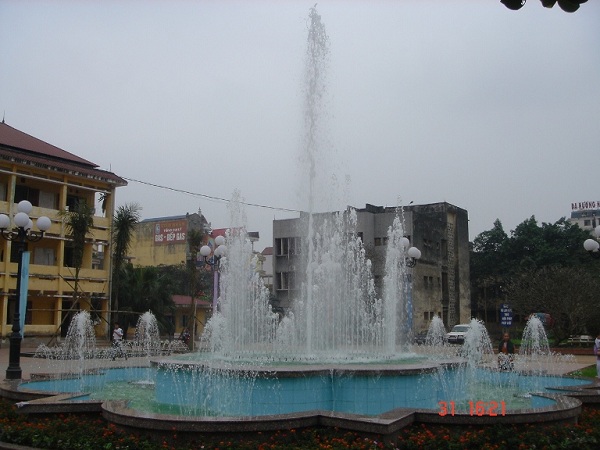Đài phun nước tại đại học sư phạm Thái Nguyên